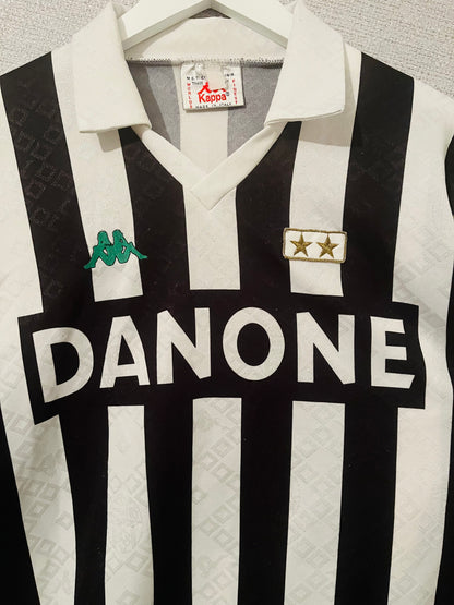 Juventus home football shirt L/S 1992/94 Large