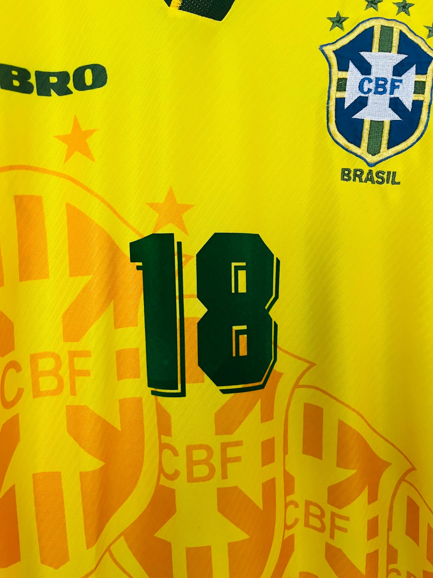 Brazil home football shirt 1996 (R9) Ronaldinho 18 Medium