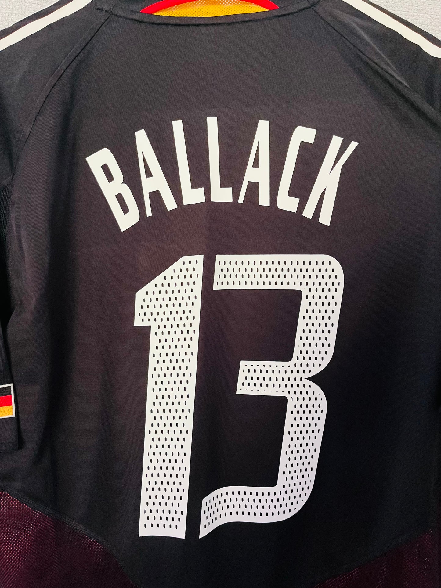 Germany away football shirt
2004/06 Ballack XL