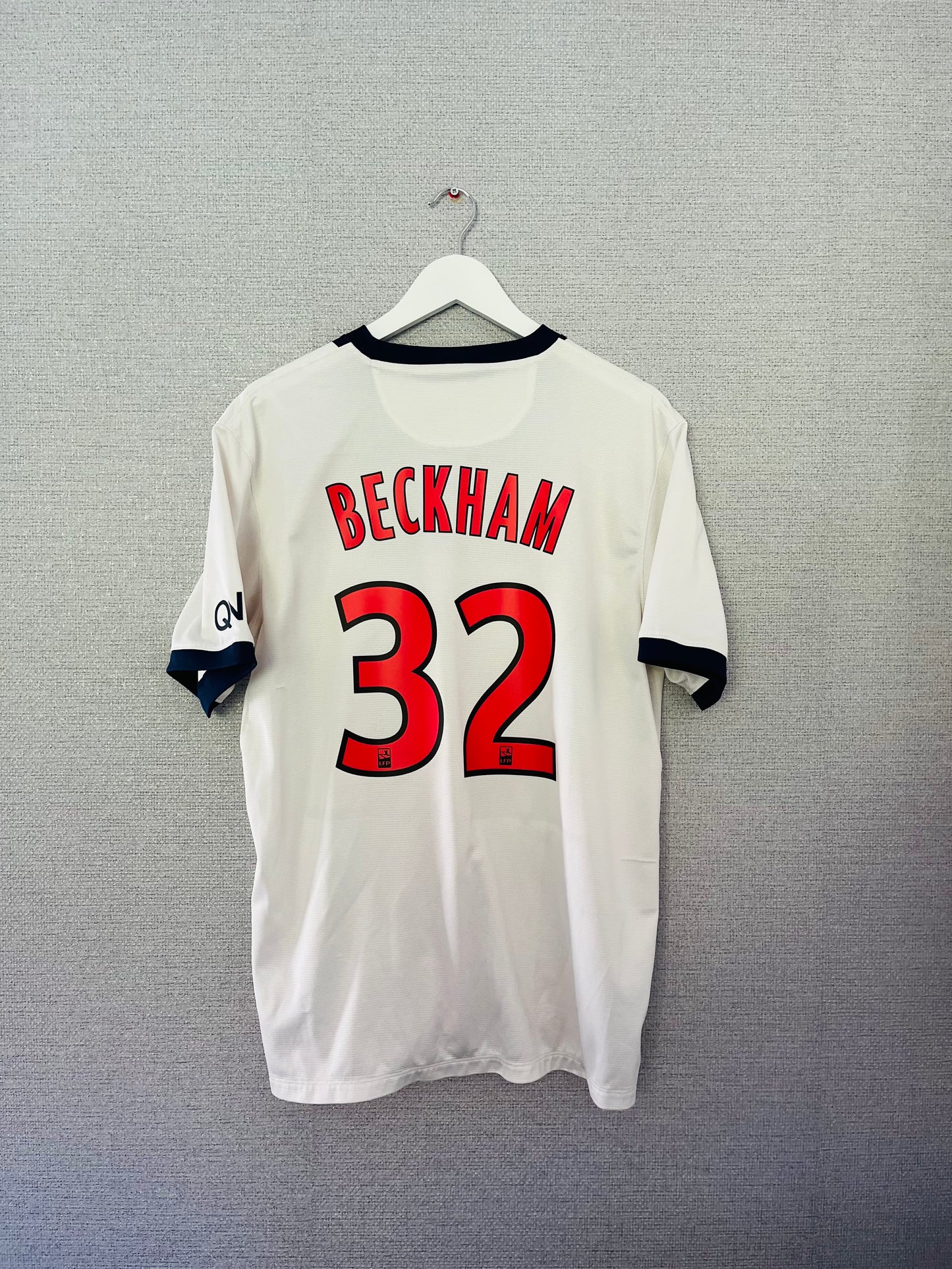 PSG away football shirt 2013/14 Beckham Medium