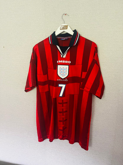 England away football shirt
W/C 1998 Beckham XL