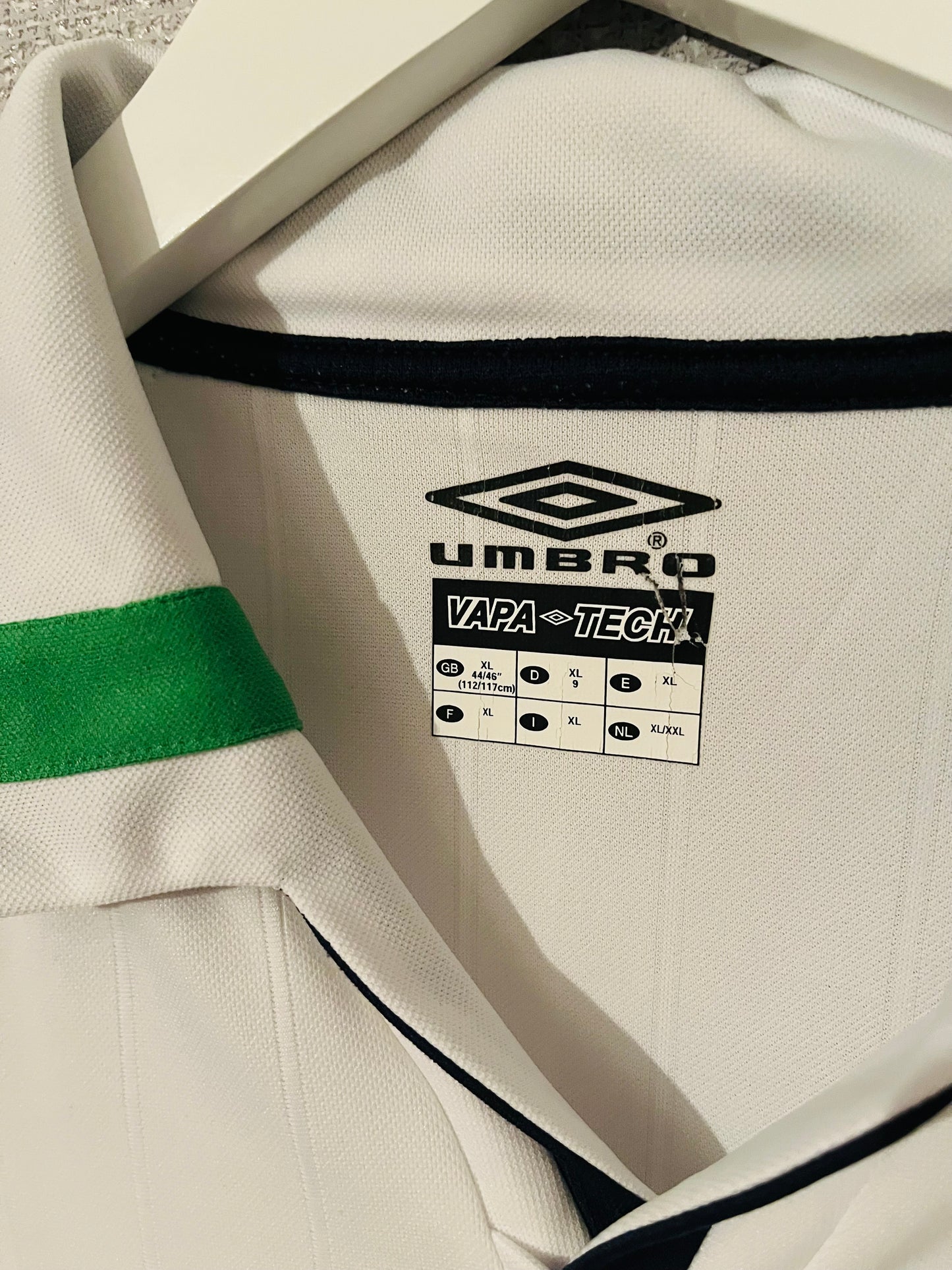 Saint Etienne away football shirt
2001/02 XL