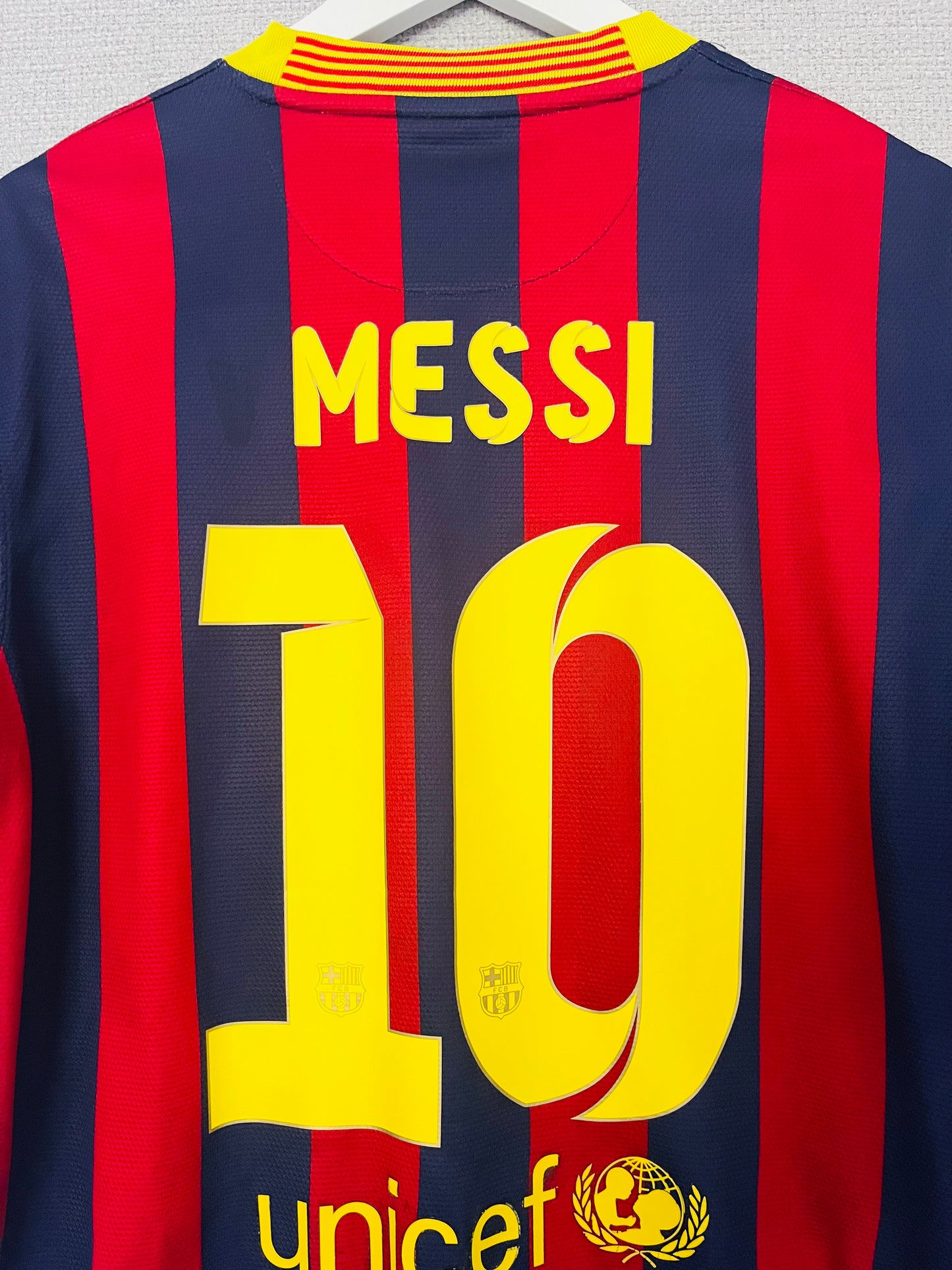 Barcelona home football shirt 2013/14 Messi Medium