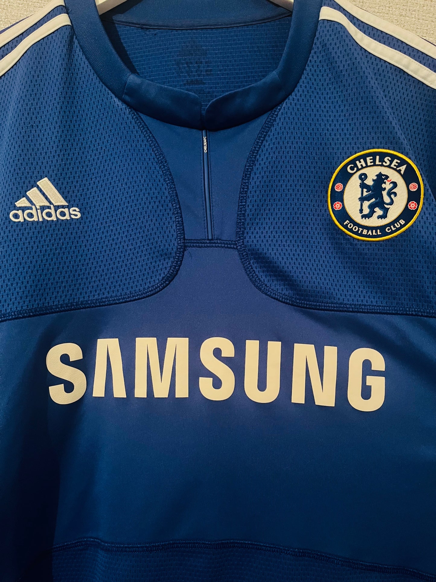 Chelsea home football shirt 2009/10 Essien XL
