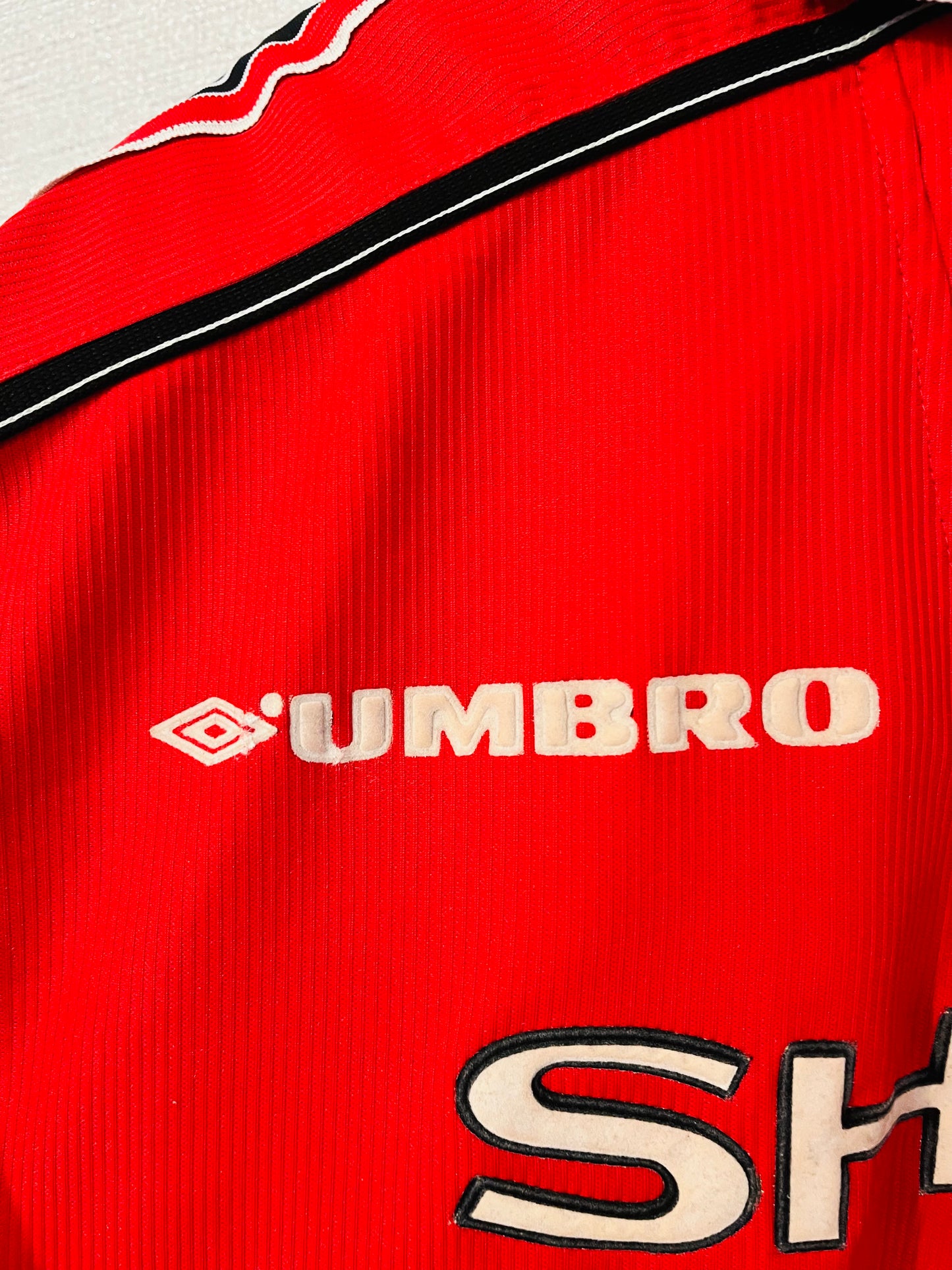 Manchester United home football shirt 1998/99 Beckham Medium