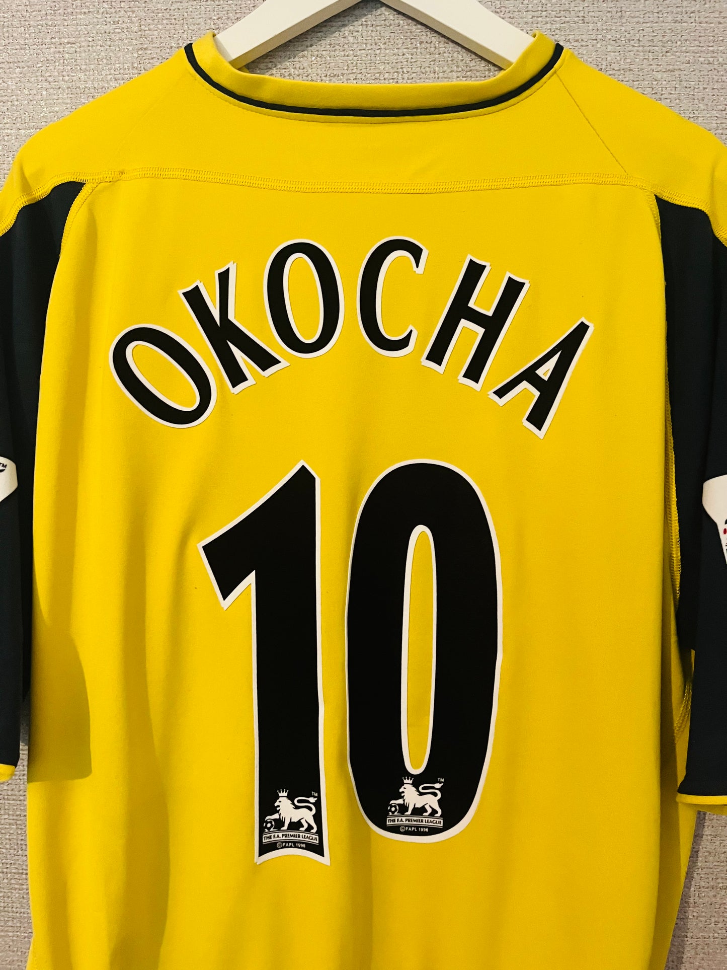 Bolton Wanderers away football shirt
2002/03 Okocha XL