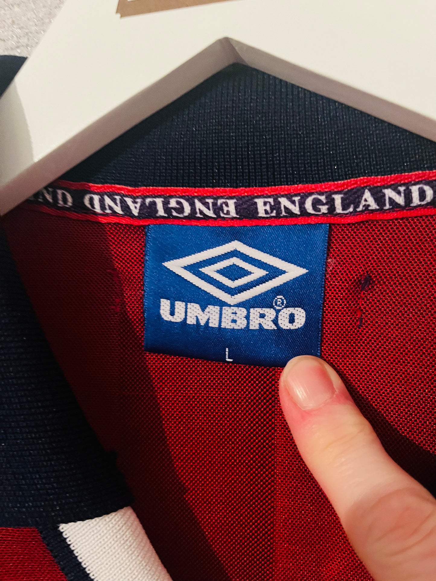 England away football shirt        W/C 1998 Beckham Large