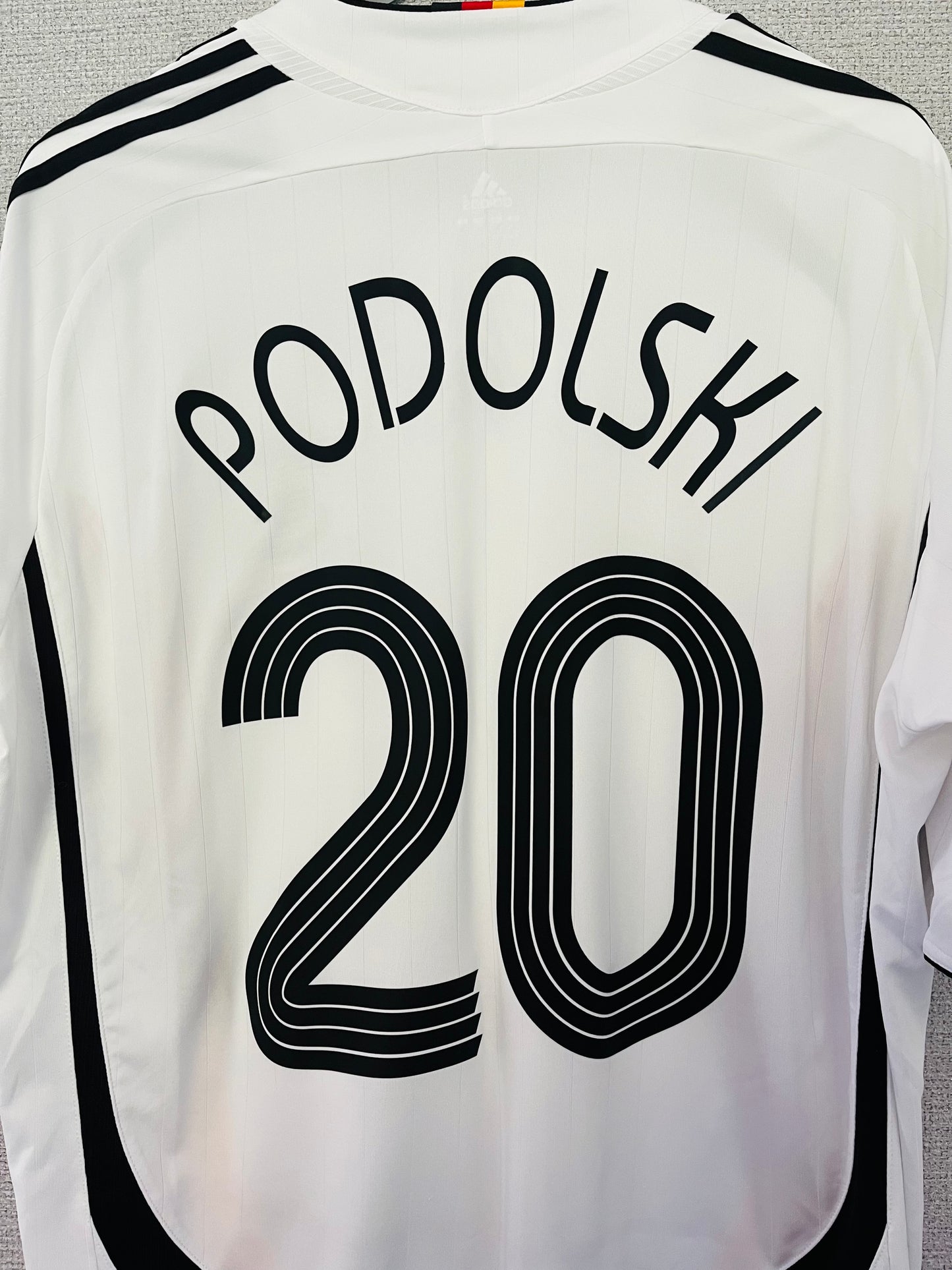 Germany home football shirt
W/C 2006 Podolski XL