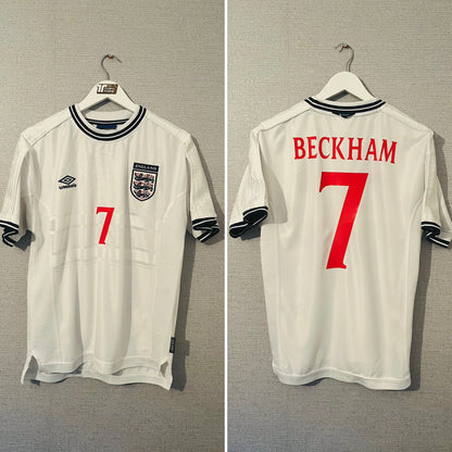 England home football shirt 1999/2000 Beckham Medium