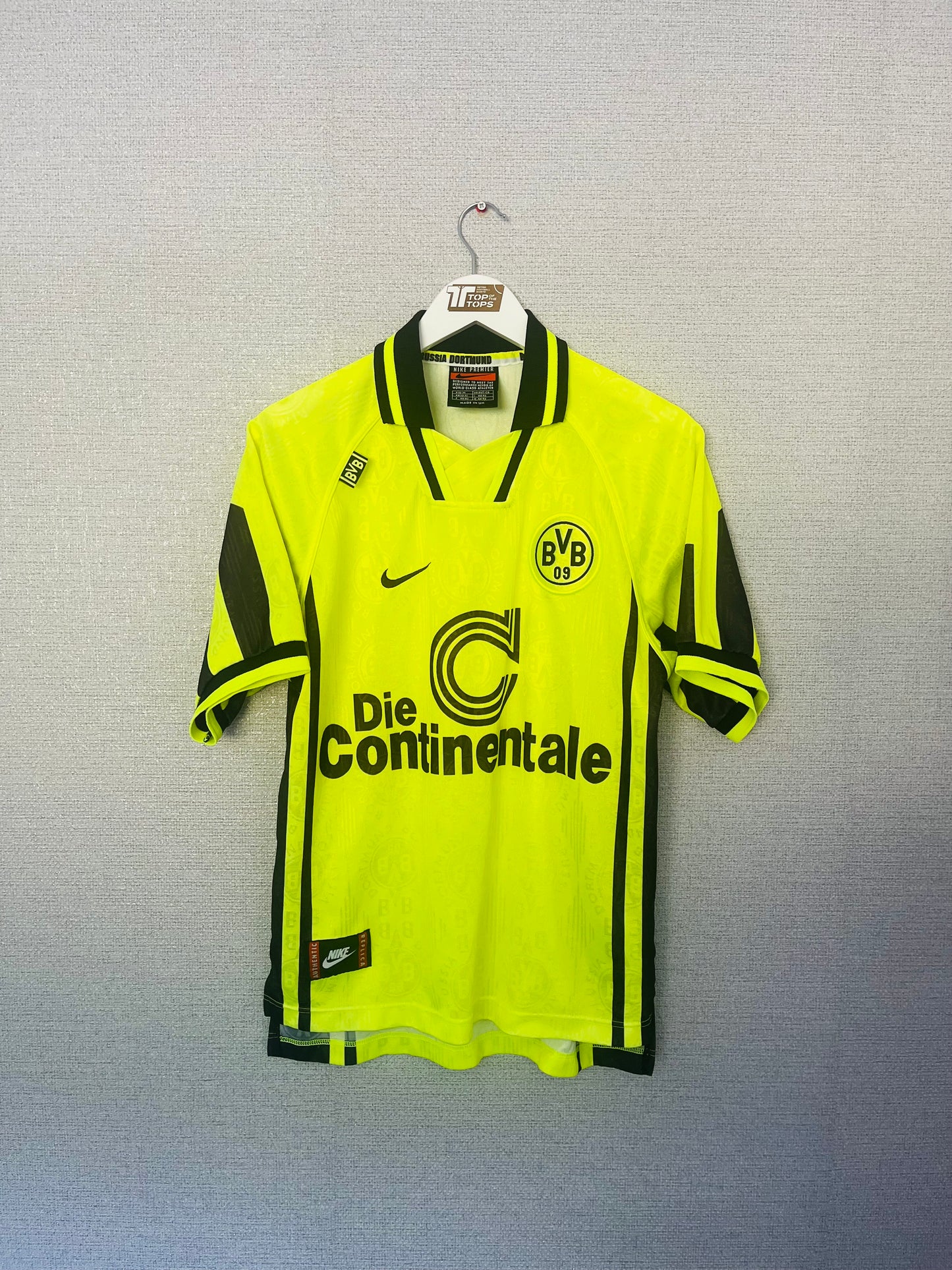 Borussia Dortmund home football shirt 1996/97 Medium
