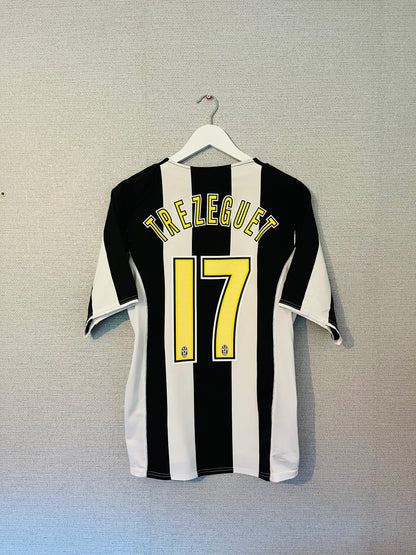 Juventus home football shirt 2004/05 Trezeguet Medium