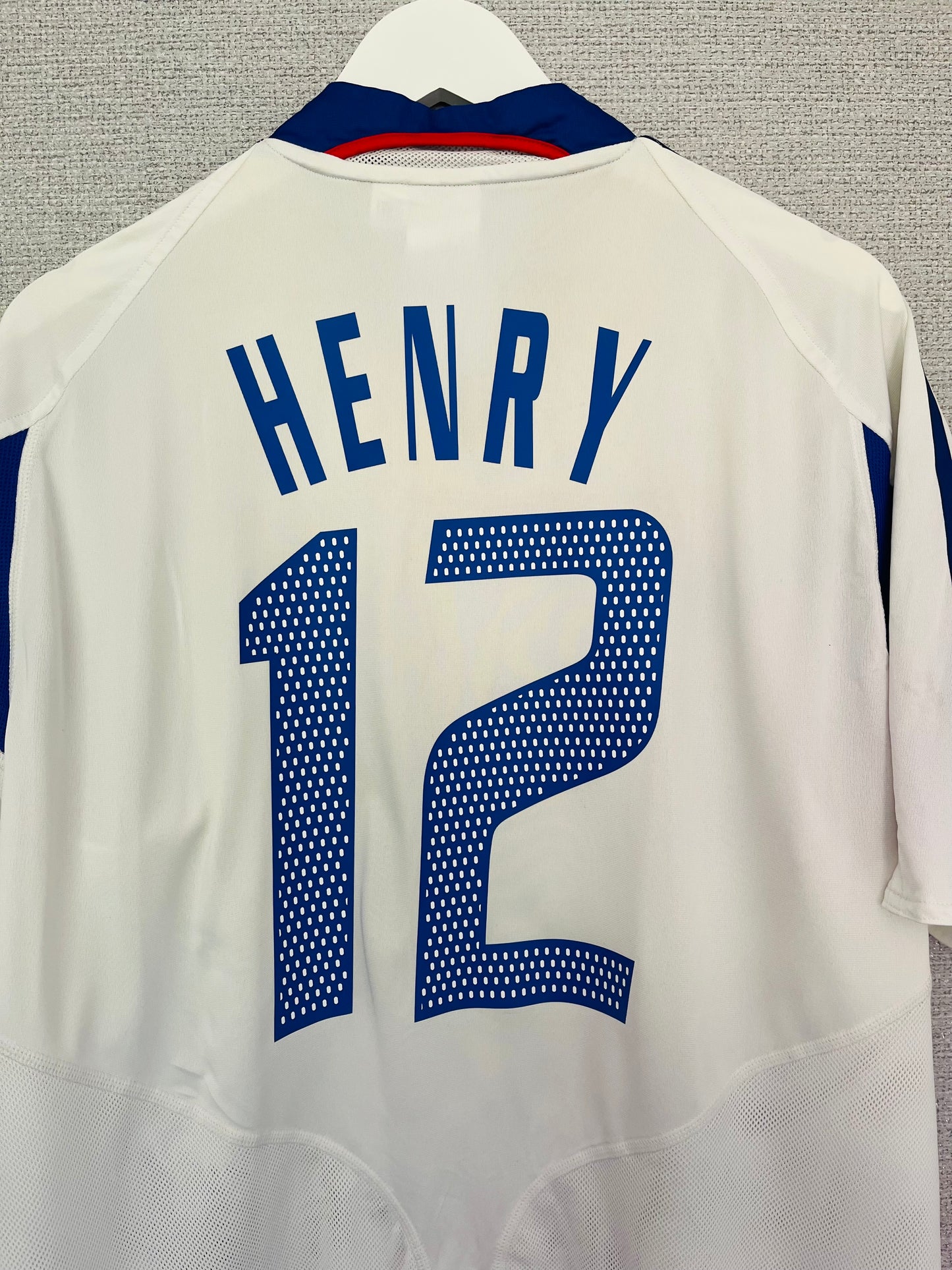 France away football shirt Euro 2004 Henry XL