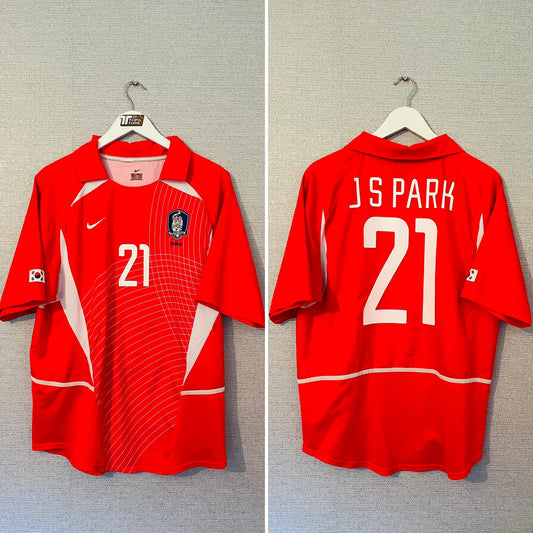 South Korea home football shirt
W/C 2002 Park Ji- Sung Large