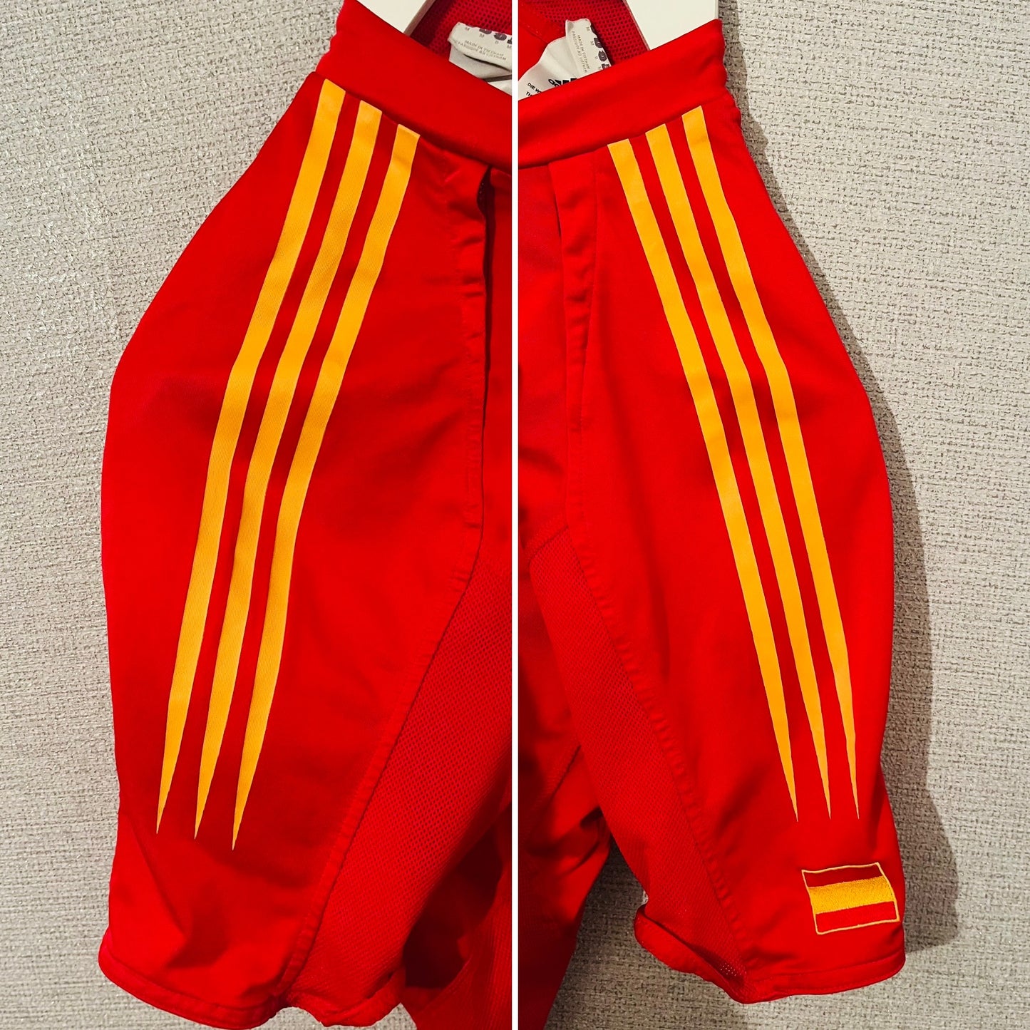 Spain home football shirt 2004/06 Torres Medium