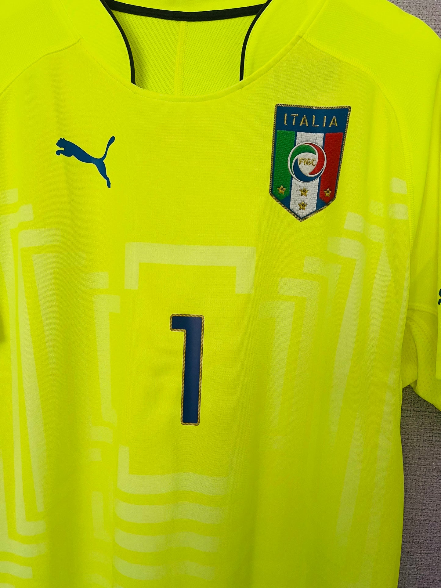 Italy goalkeeper football shirt player version 2015/16 Buffon XXL