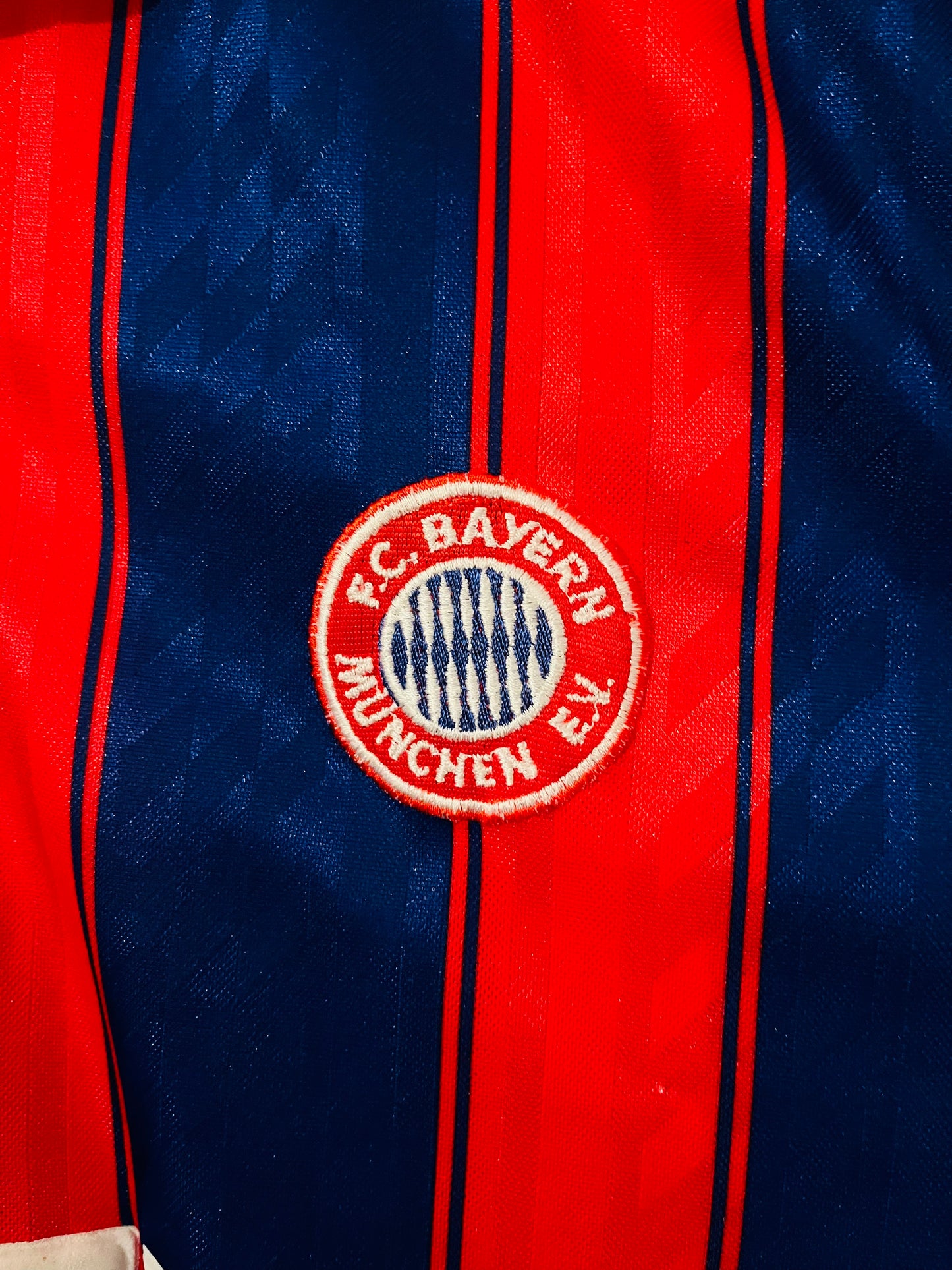 Bayern Munich home football shirt 1995/97 Klinsmann Medium