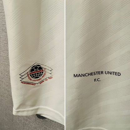 Manchester United away football shirt 1996/97 Beckham Large