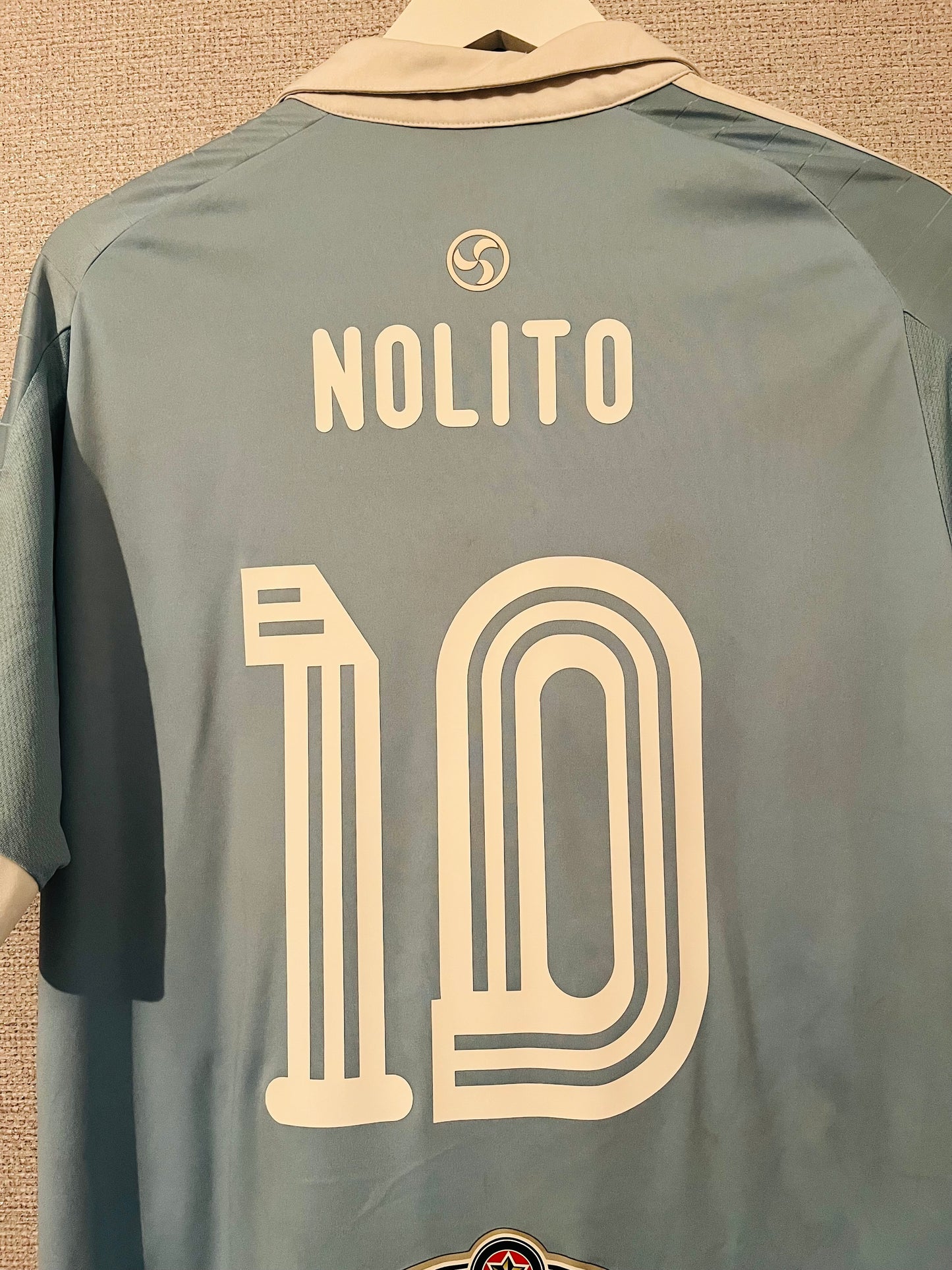 Celta Vigo home football shirt 2015/16 Nolito Large