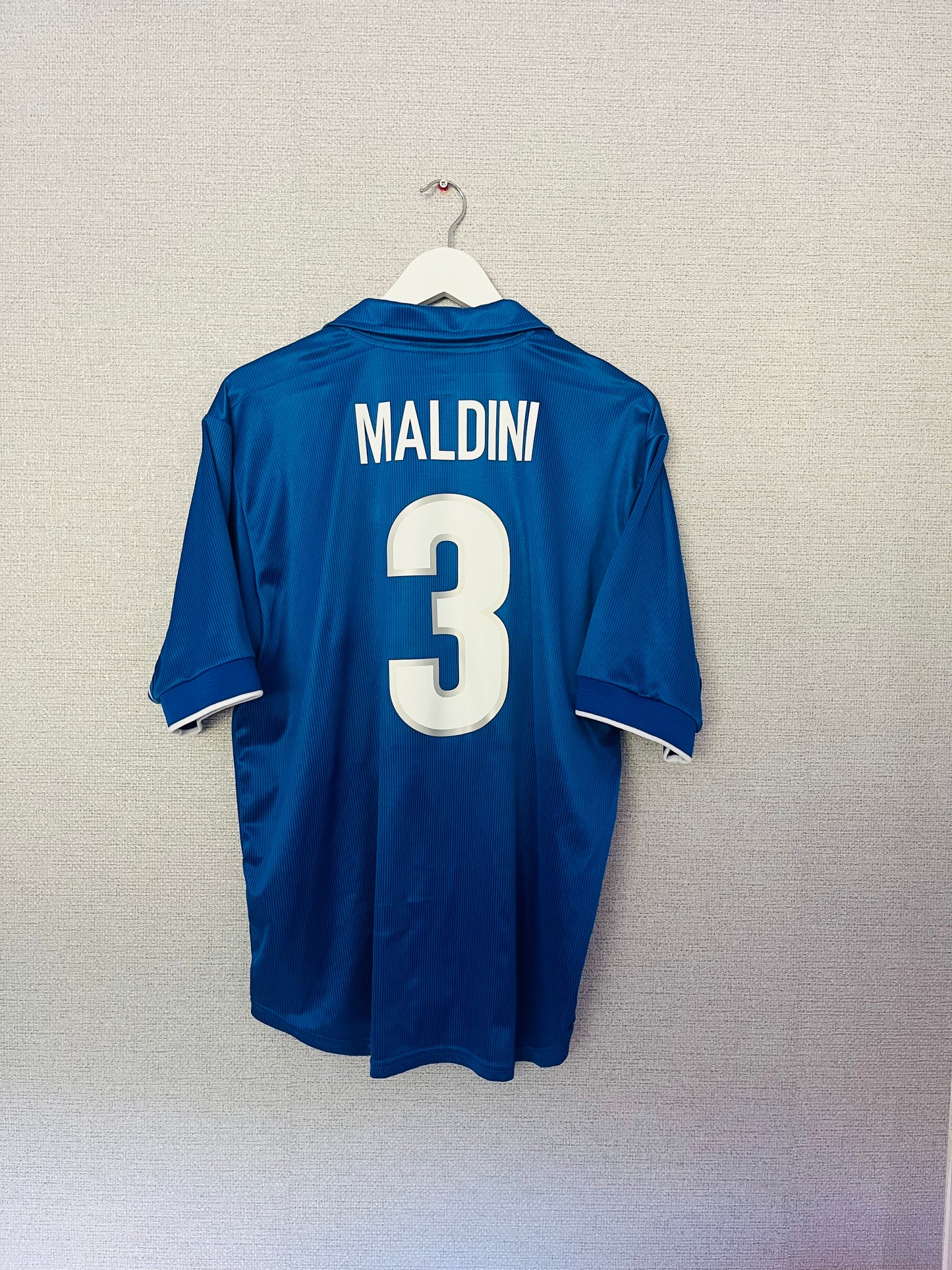 Italy home football shirt W/C 1998 Maldini large