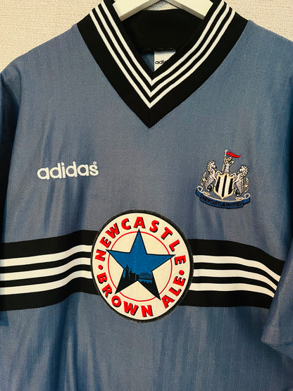Newcastle United away football shirt 1996/97 Ginola Large