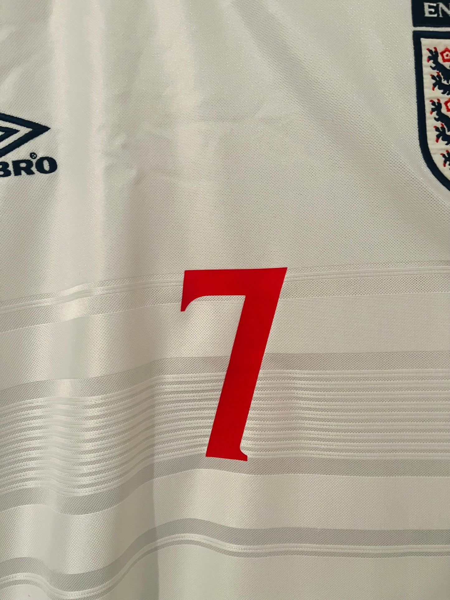 England home football shirt 1999/2000 Beckham Medium