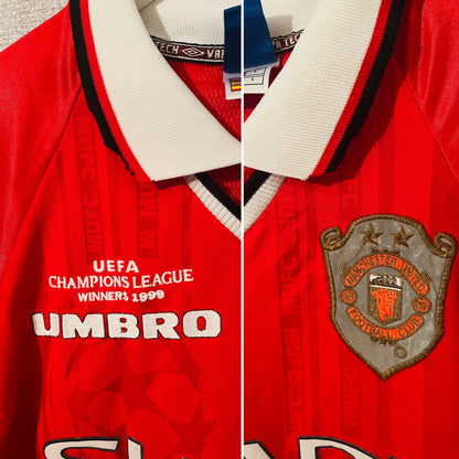 Manchester United home cup football shirt 1997/2000 Beckham Large