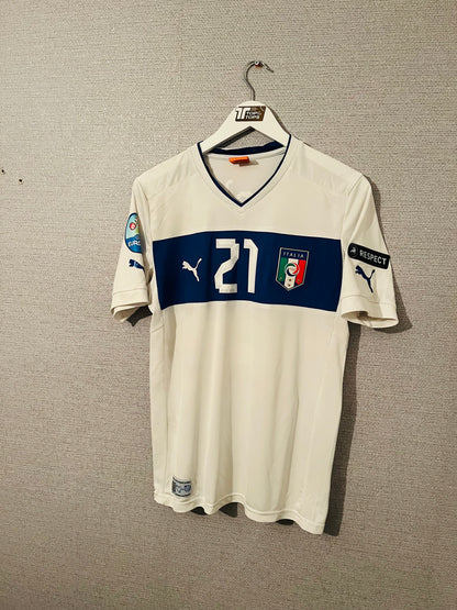 Italy away football shirt
Euro 2012 Pirlo Medium