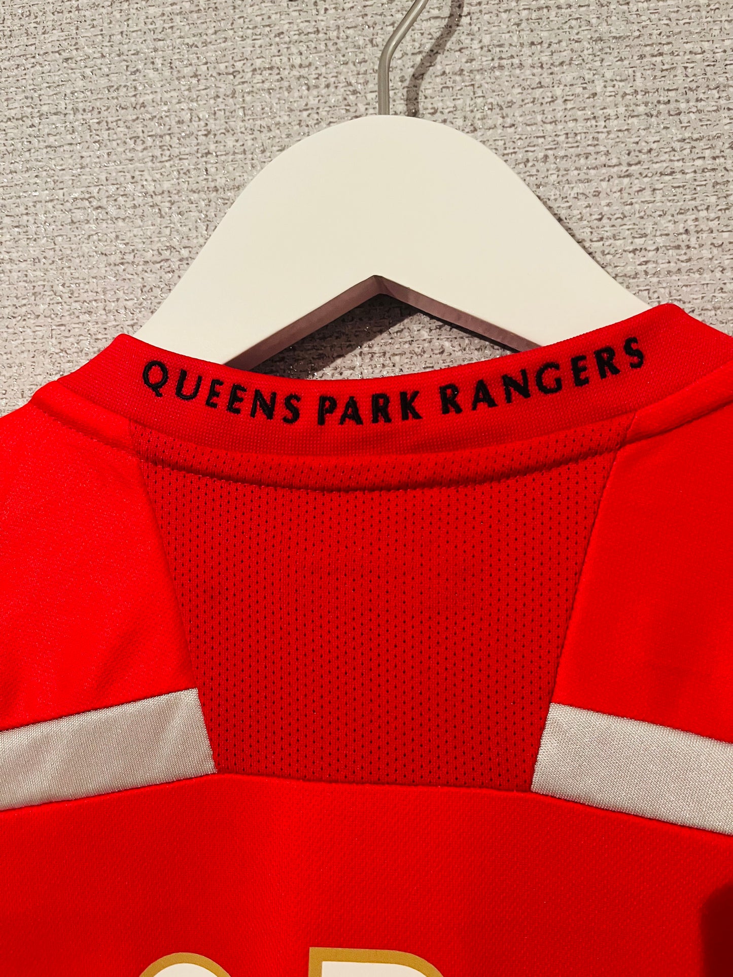 QPR Queens Park Rangers away football shirt 2009/10 Taarabt XL