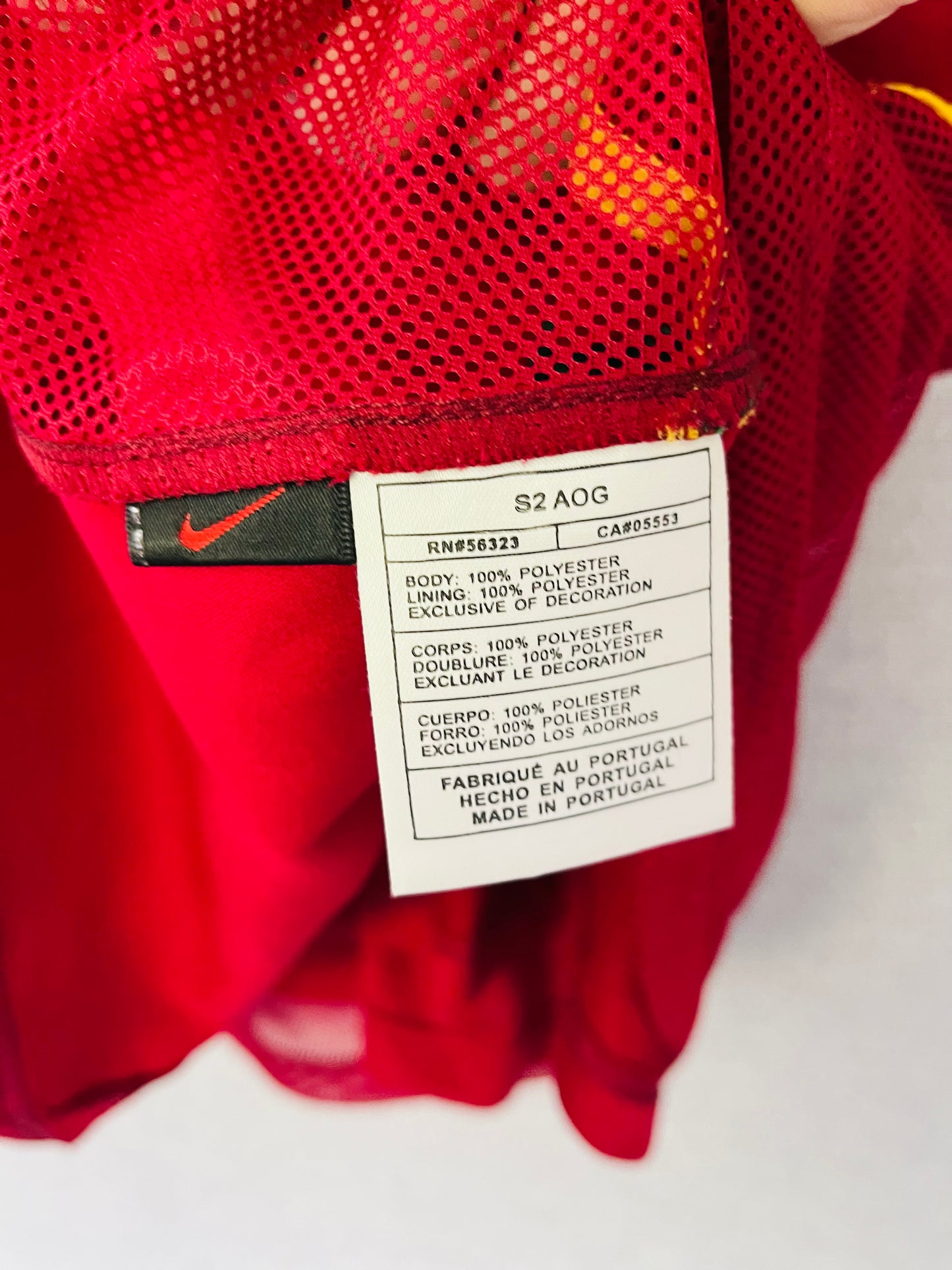 Portugal home football shirt 2002/04 Figo Medium