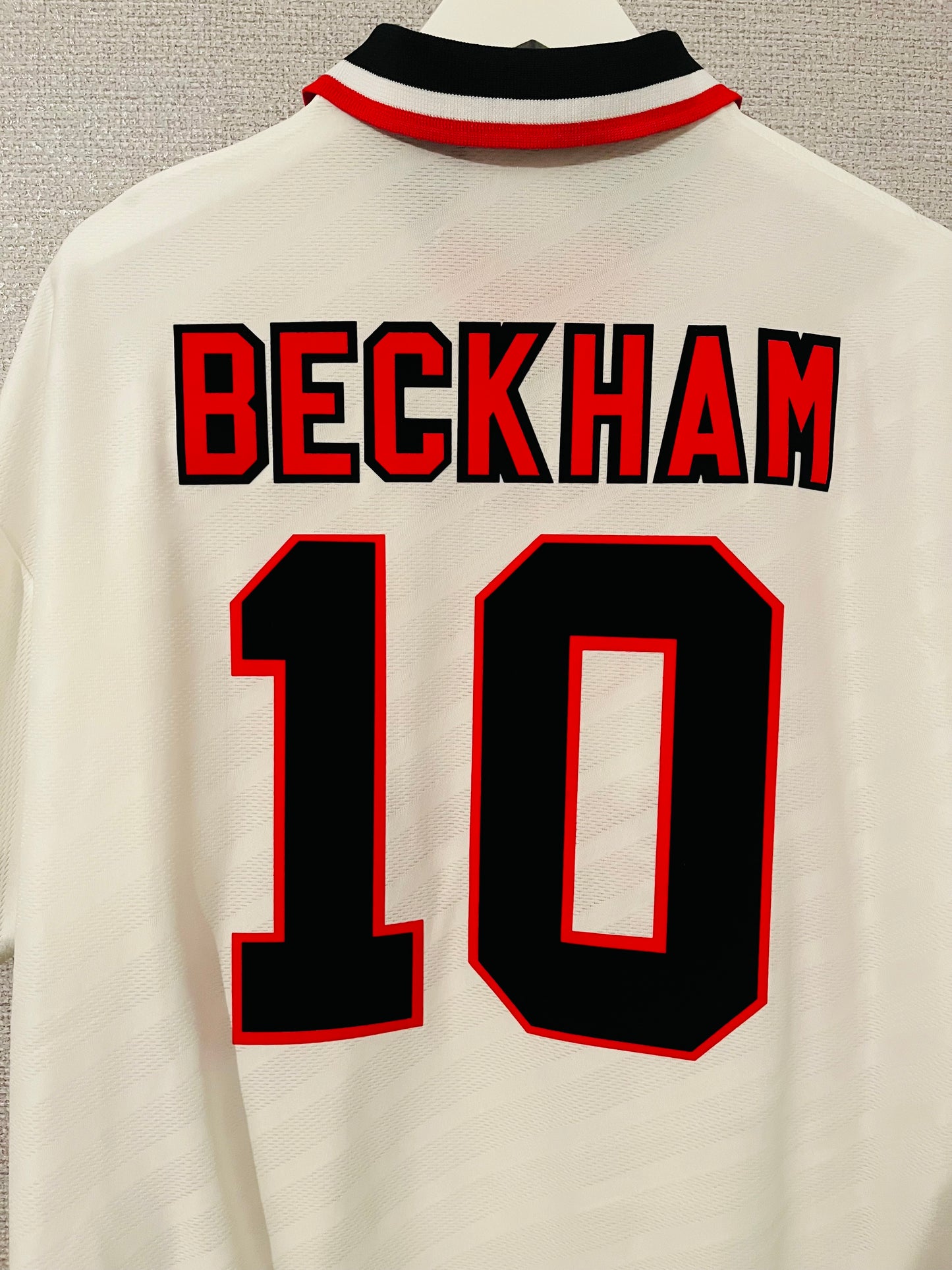 Manchester United away football shirt 1996/97 Beckham Large