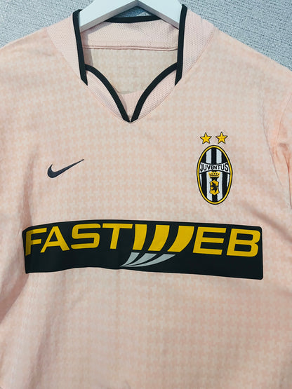 Juventus away football shirt 2003/04 Trezeguet Small/Medium