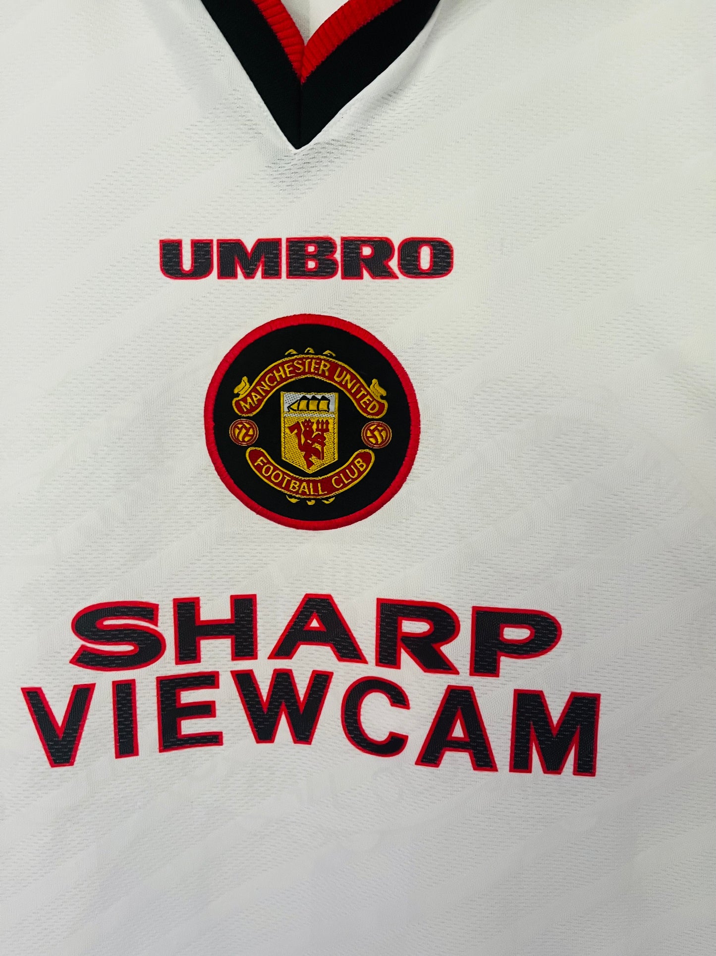 Manchester United away football shirt 1996/97 Cantona Medium