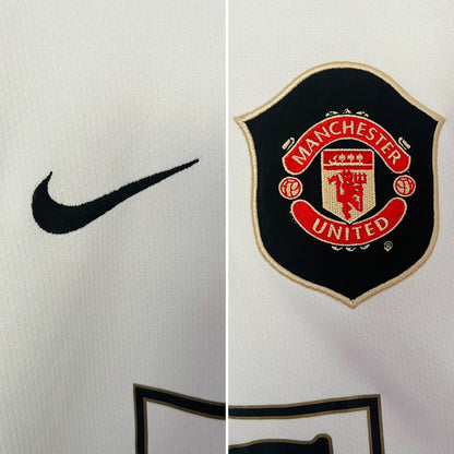 Manchester United away football shirt 2006/07 CR7 Large