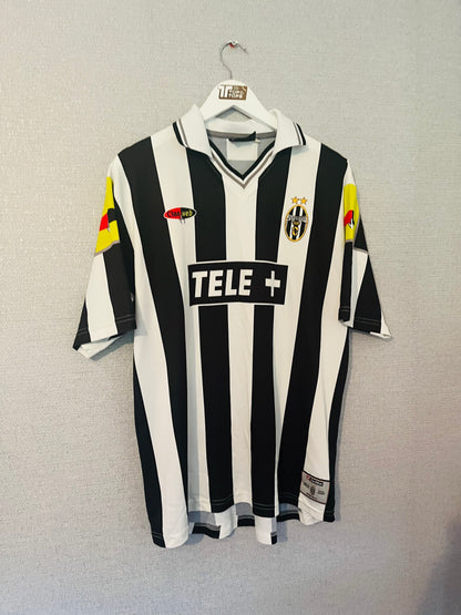 Juventus home football shirt 2000/01 Zidane XL