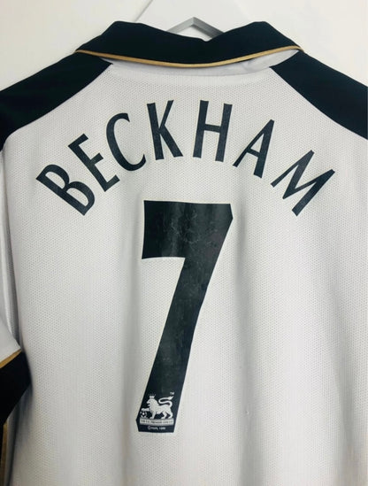 Manchester United away & third football shirt (reversible version)

Beckham XL 2001/02