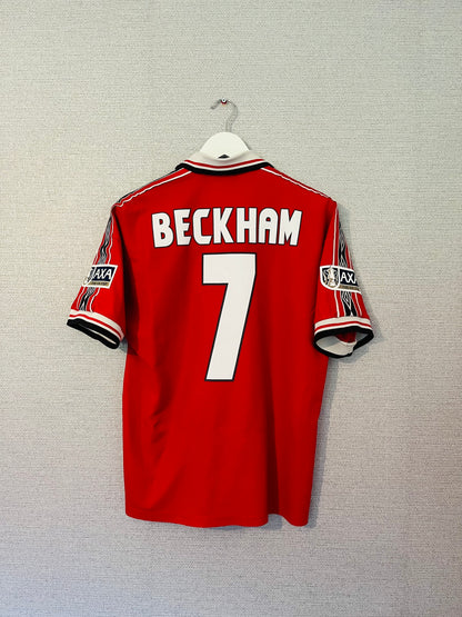 Manchester United home football shirt 1998/99 Beckham Medium
