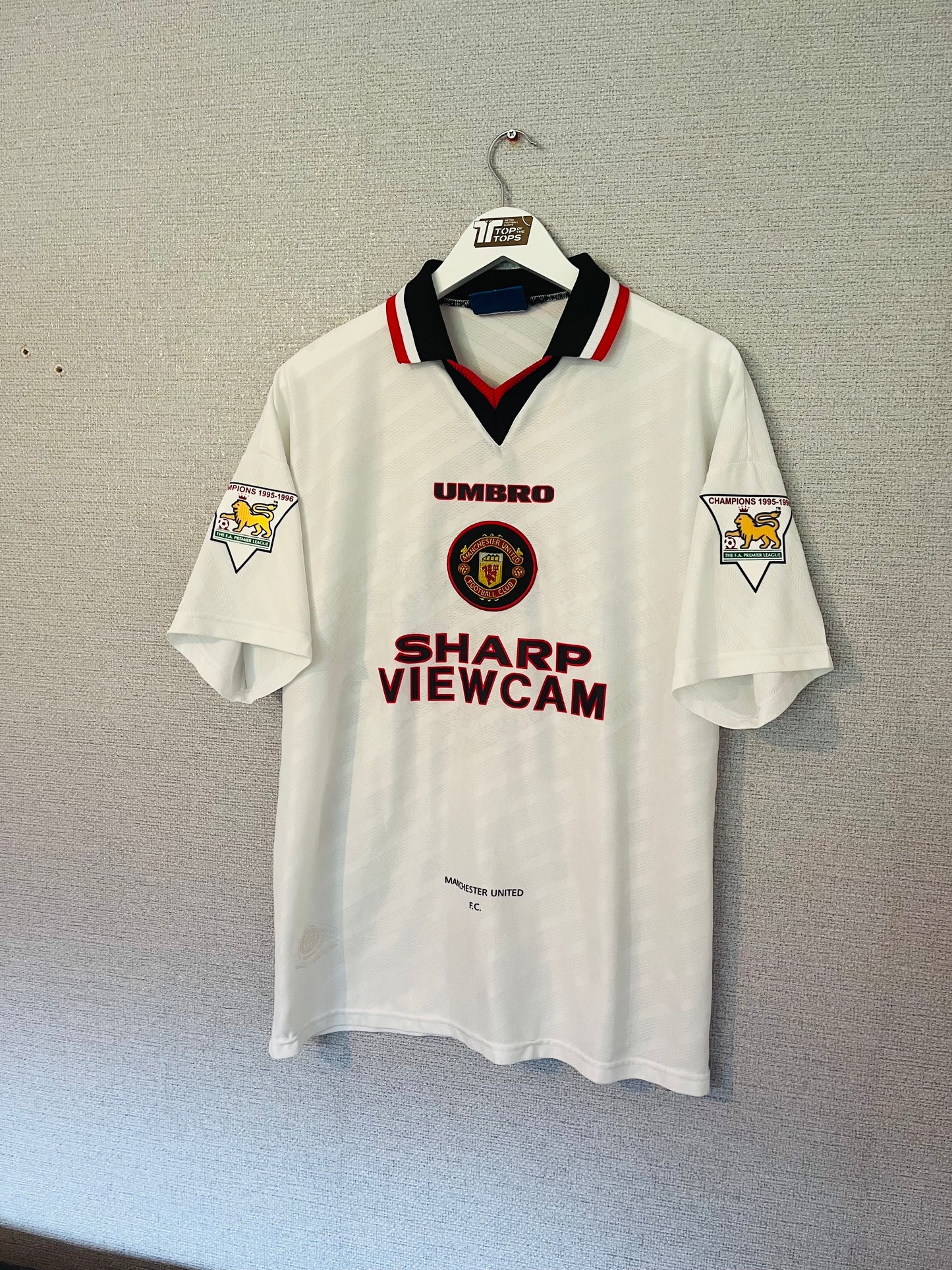Manchester United away football shirt 1996/97 Cantona Large