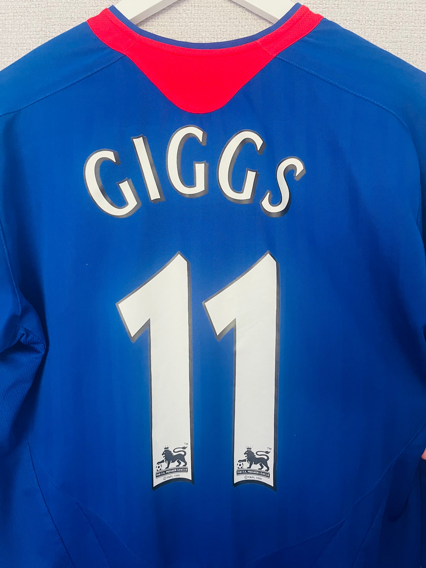 Manchester United away football shirt 2005/06 Giggs Medium