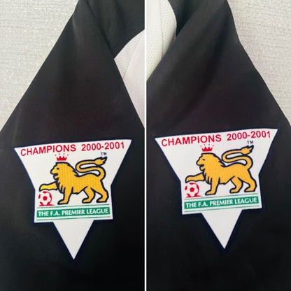 Manchester United away reversible football shirt
2001/02 Beckham Large