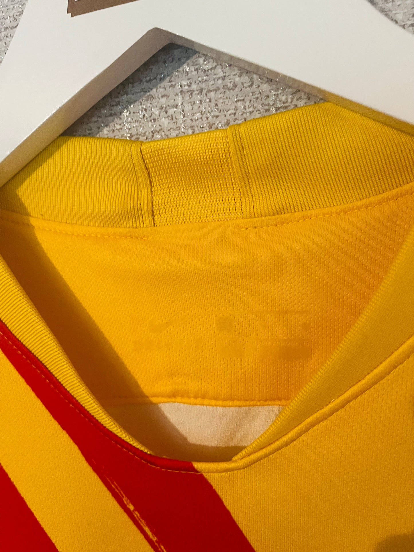 Barcelona fourth Senyera football shirt 2019/20 Messi Large