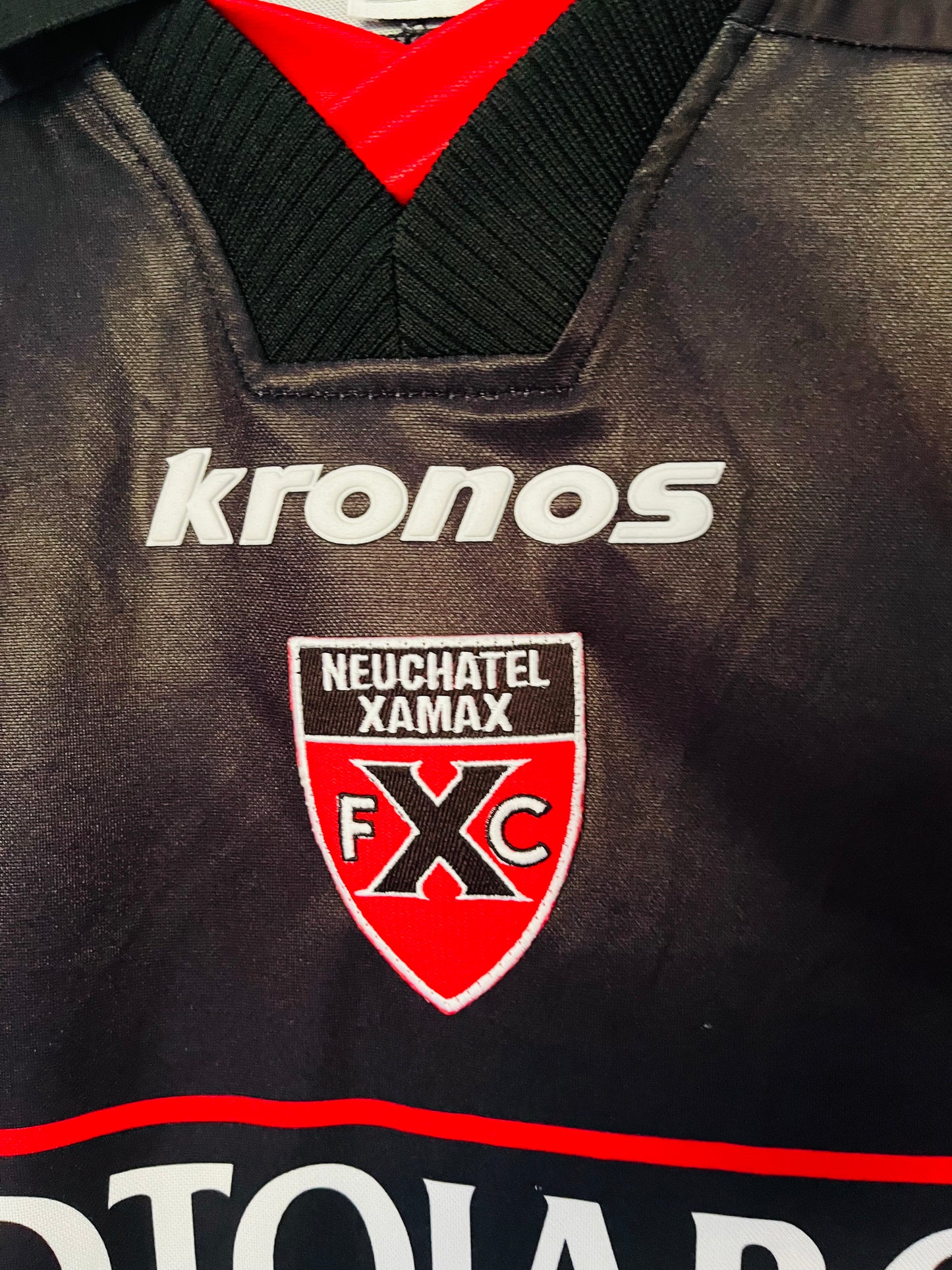 Neuchatel Xamax home football shirt 2000/01 XL