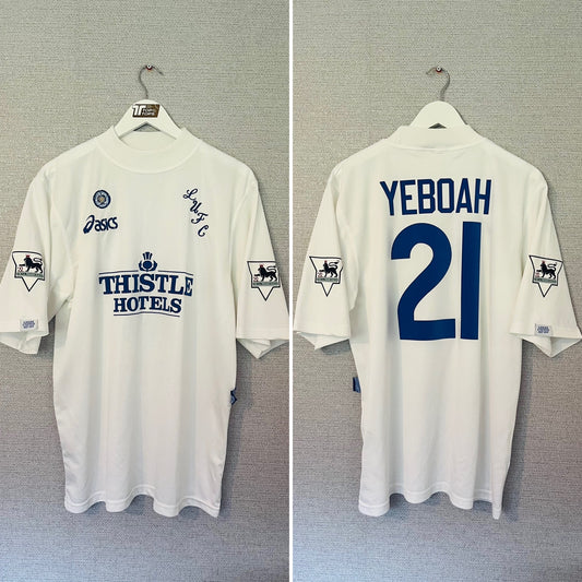 Leeds United home football shirt
1995/96 Yeboah Large