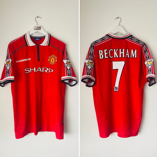 Manchester United home football shirt
1999/2000 Beckham XL