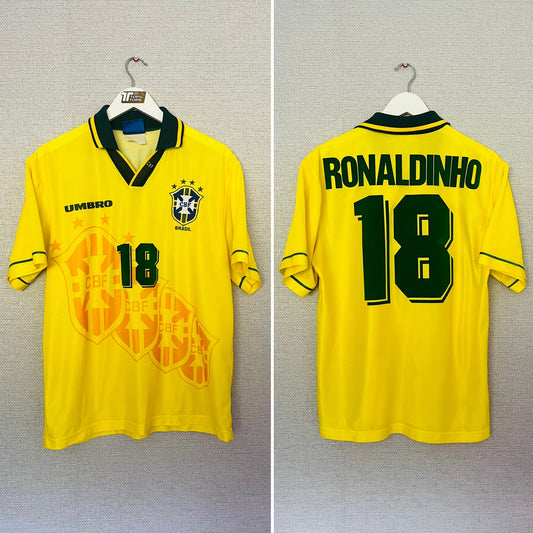 Brazil home football shirt 1996 (R9) Ronaldinho 18 Medium