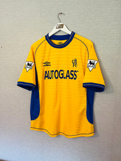 Chelsea away football shirt
2000/02 Zola Large