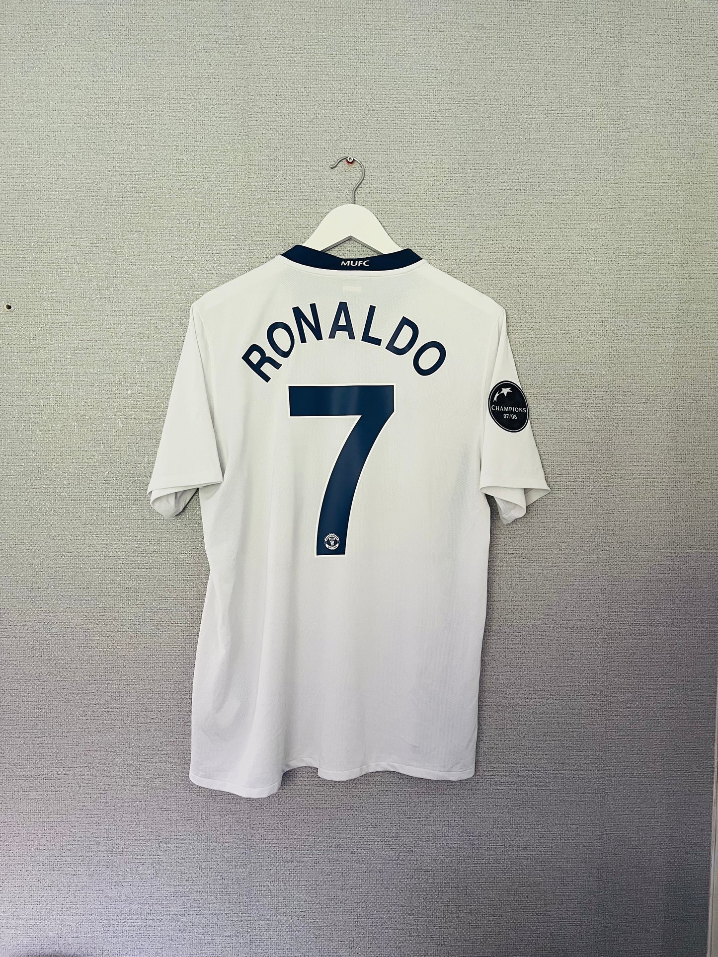 Manchester United away football shirt 2008/09 CR7 Large