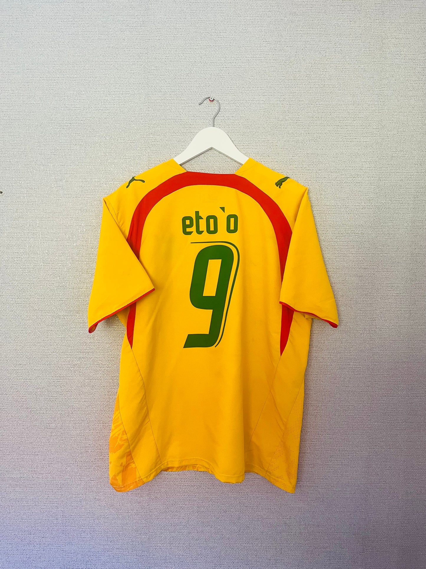 Cameroon away football shirt 2006/08 Etoo Large