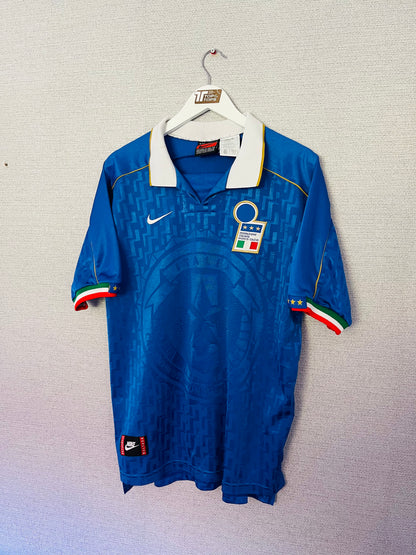 Italy home football shirt 1995/96 Baggio Large
