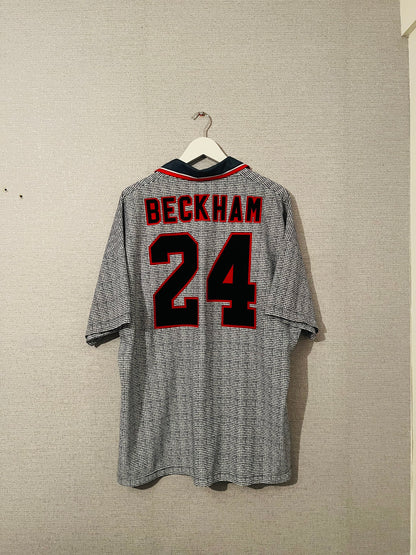 Manchester United away football shirt 1995/96 Beckham XXL