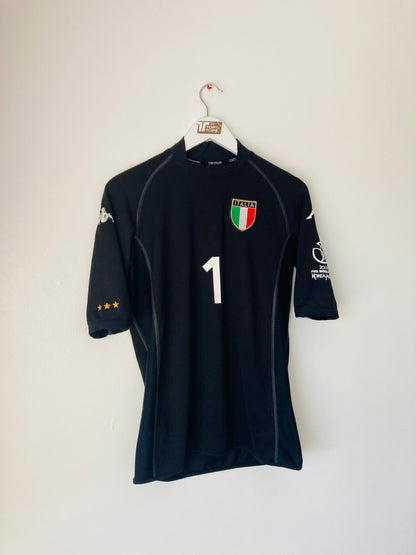Italy goalkeeper football shirt  W/C 2002 Buffon Medium